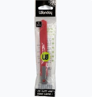 Cutter plastique 9mm